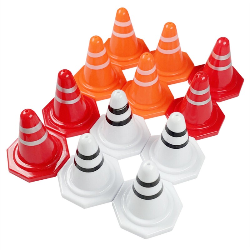 12PCS RBR/C Road Cone Indicator Street Sign Decoration Parts for Drift SG 1603 1604 1605 EACHINE EAT15 EC35 1/14 1/16 RC Car Vehicles Models Accessories R931