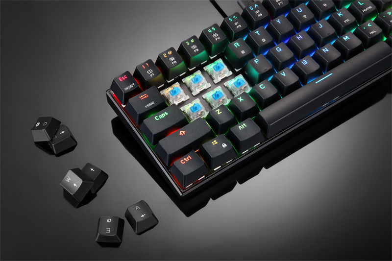 MOTOSPEEDSK6261KyesTri-modeMechanicalGamingKeyboardBT24GWiredRGBBacklitGamingKeyboard-2001560-9