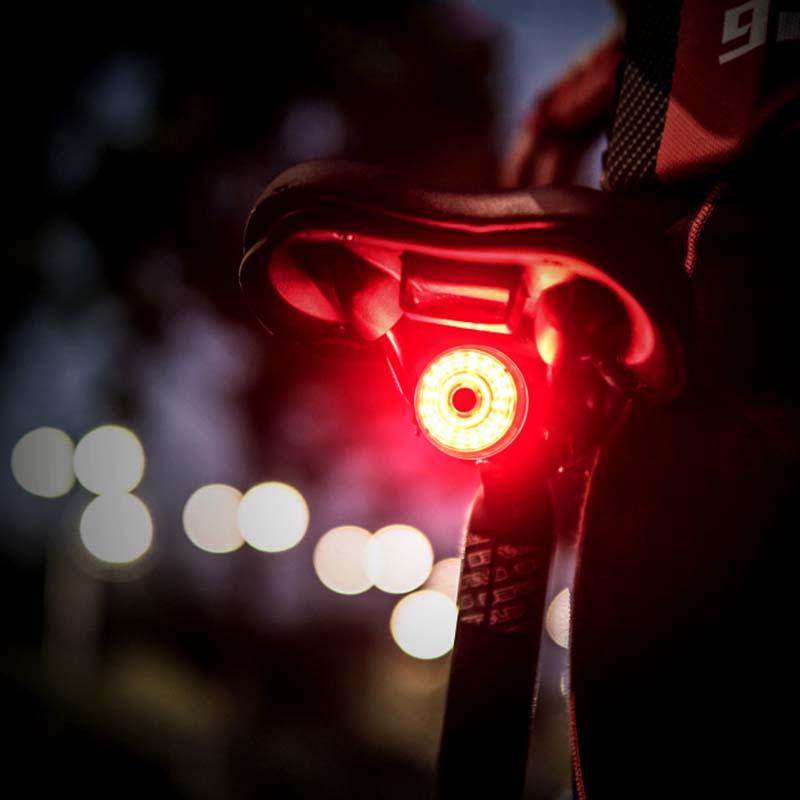 CYCLINGBOXBikeTaillightBrightness350mAhBatteryIPX6WaterproofSmartAutoBrakeSensingRearLight-1987248-1