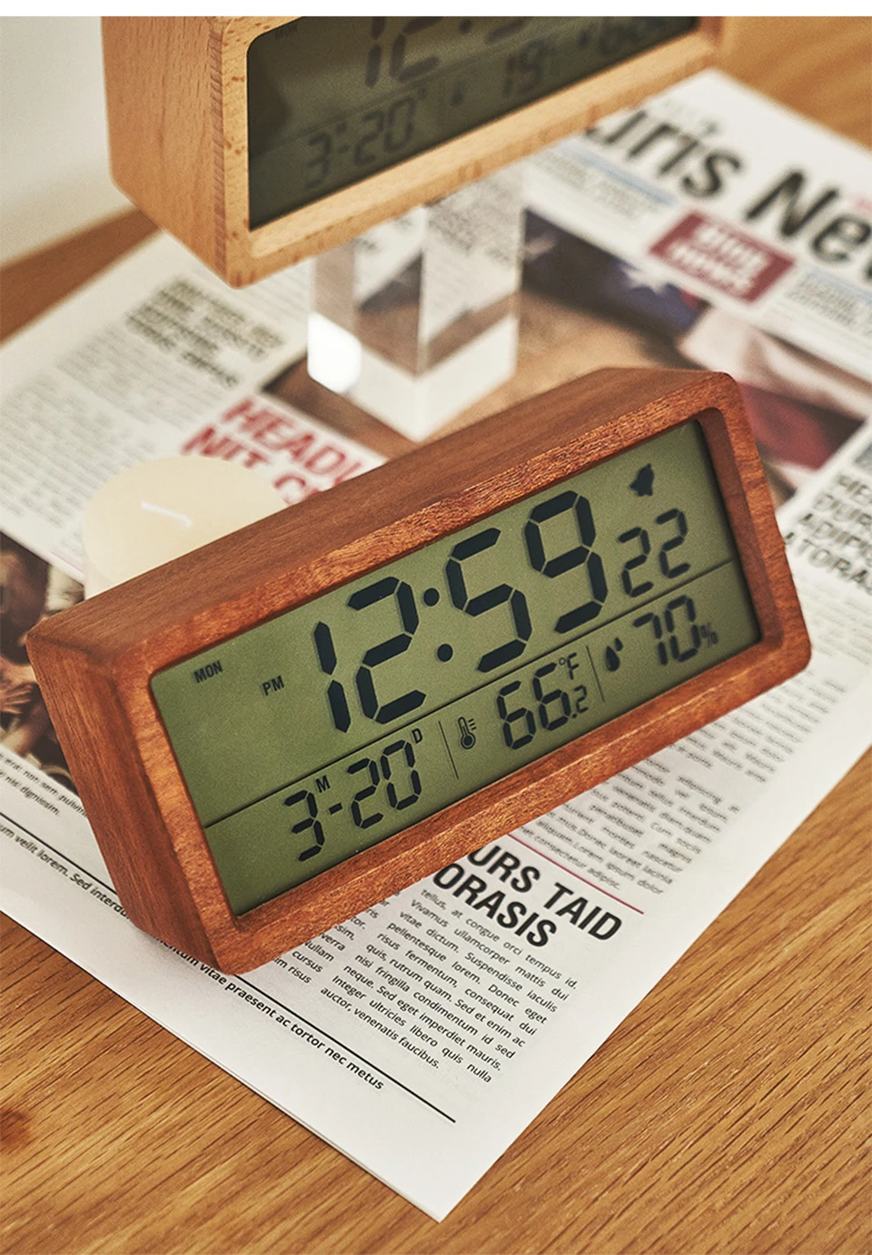 LEDWoodenDigitalAlarmClockMultifunctionalLargeScreenDateTemperatureHumidityBacklight1224HourSnoozeTa-2009749-10
