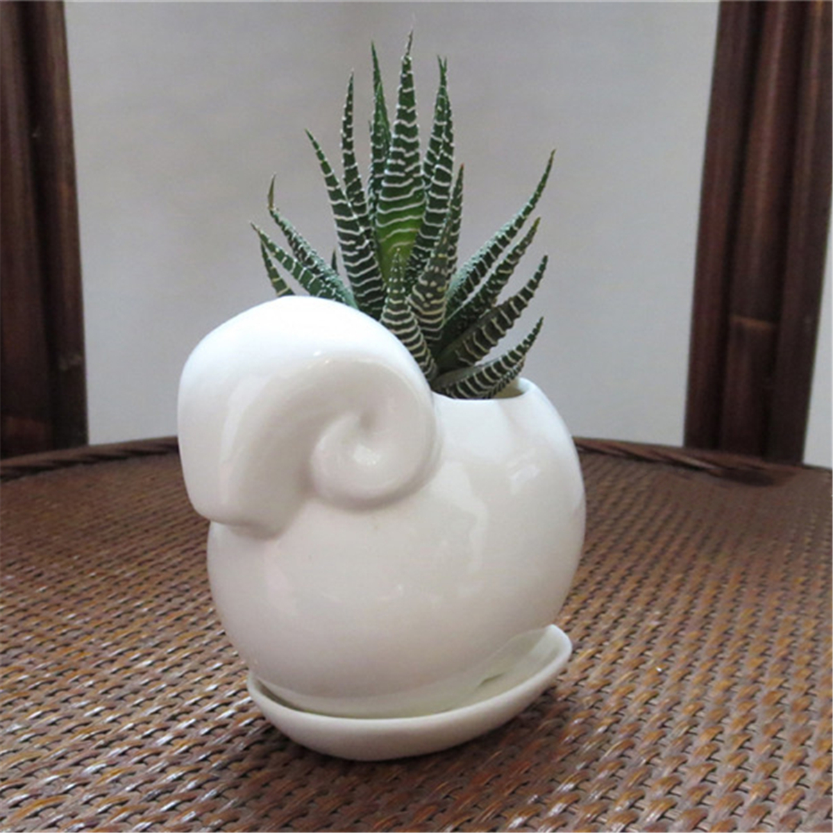 RabbitCeramicFlowerPotPlanterOutdoorIndoorDecorationwithRoundTray-1454876-5