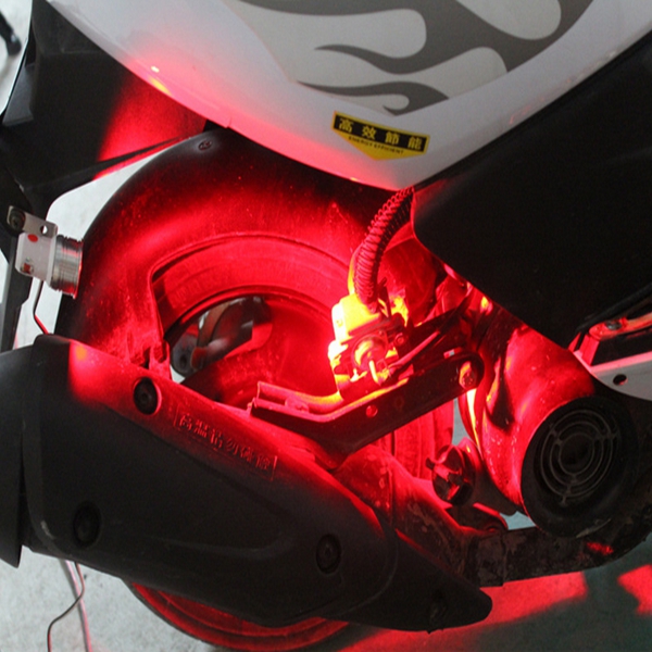 12VMotorcycleElectricCarDecorativeLEDStrobeChassisSpotLightts-979068-3