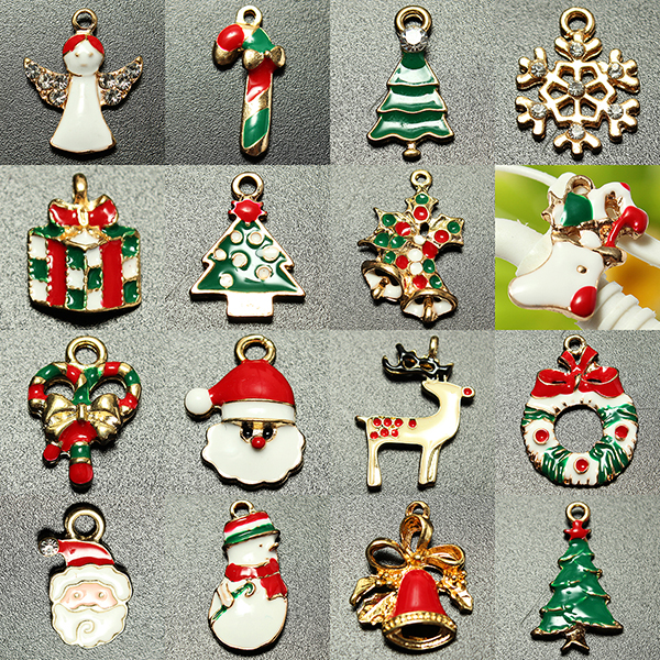 11MixedGoldChristmasGiftsCharmsTreeDeerSnowflakePendantDecorations-953986-1