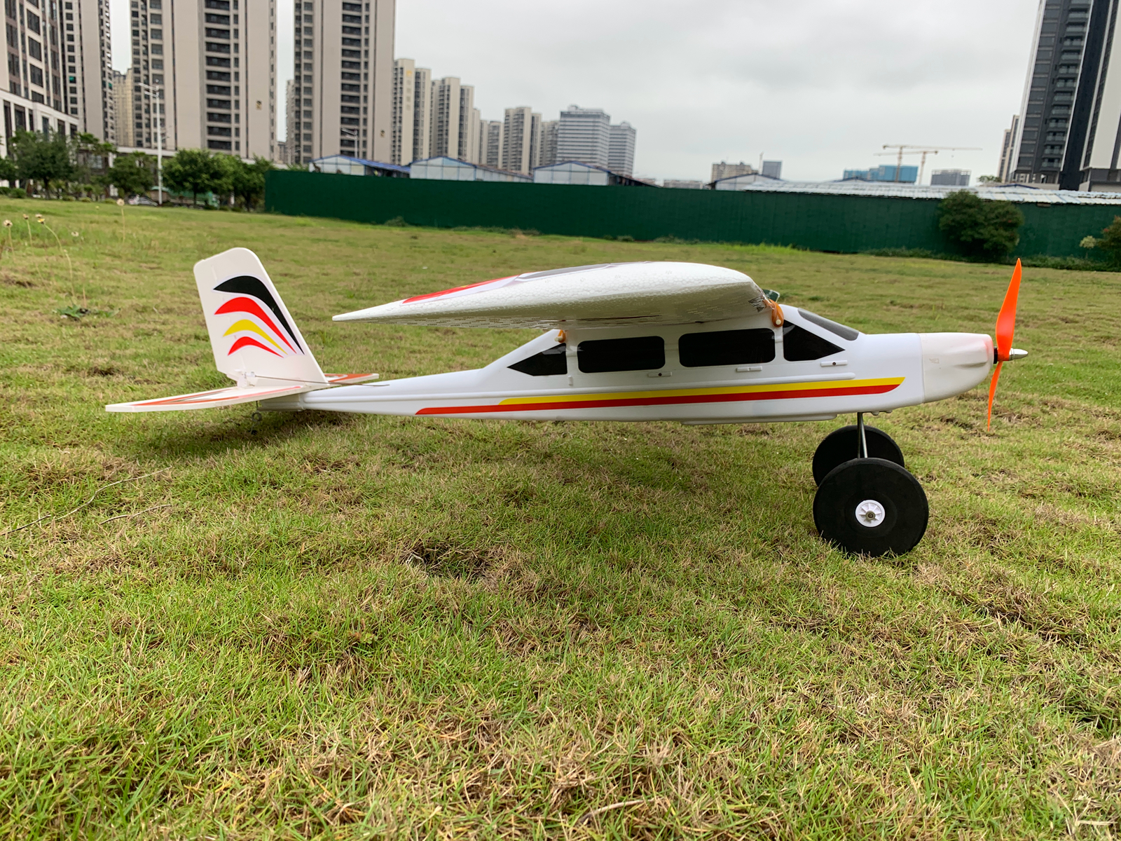 E0717Cessna1851030mmWingspanShortDistanceTakeoffEPSRCAirplaneFixedWingTrainerKITPNP-1989624-7
