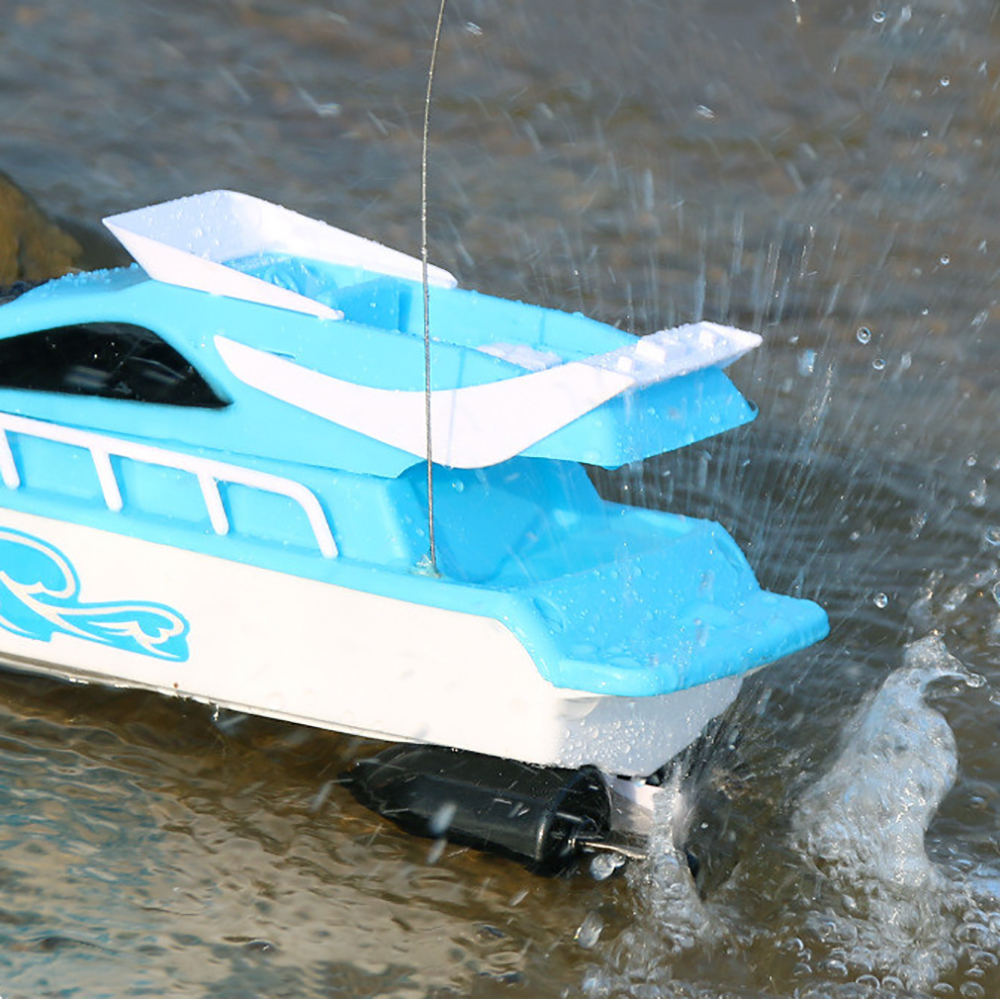 RemoteControlRCBoatSpeedboatWaterRemoteControlHigh-speedRowingToyToughEnduranceWaterBoySpeedboatGift-1986352-2