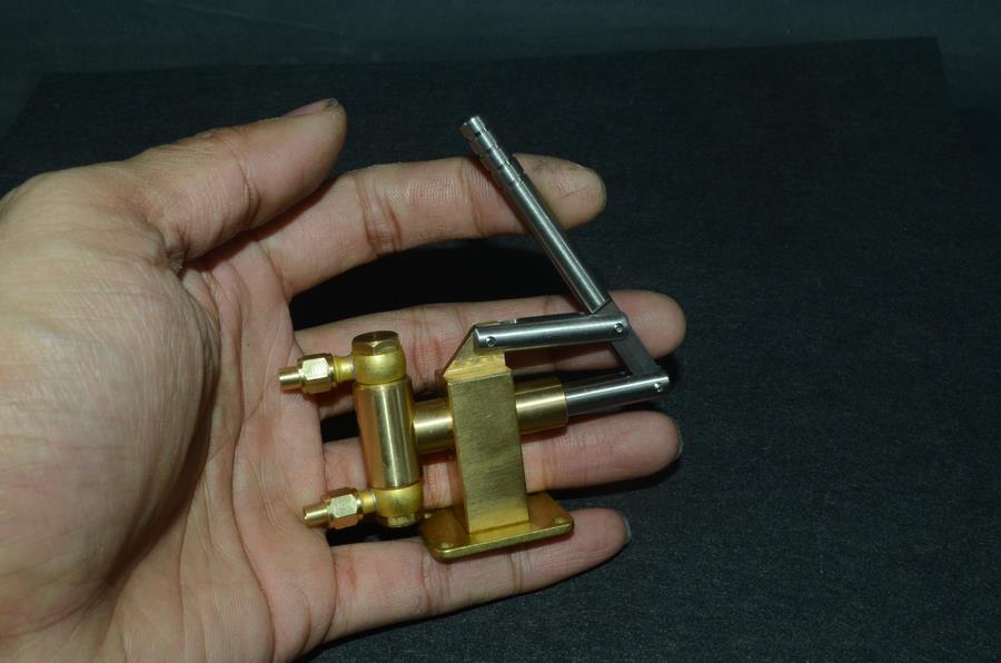 MicrocosmM8LiveSteamEngineBoilerHandFeedPumpParts-1411139-1