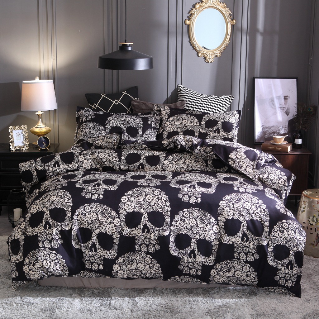 BlackWhiteSkullPrintedQuiltCoverPillowcaseHalloweenStyleBeddingSets-1369126-7